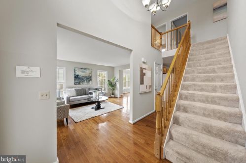 13224 Scottish Hunt Ln, Bristow, VA 20136-1741