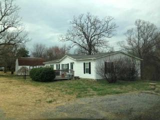 1645 Community Rd, Cunningham, TN 37052-4722