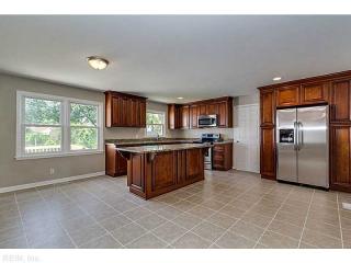 3 Lake Forest Ct, Portsmouth, VA 23701-3125