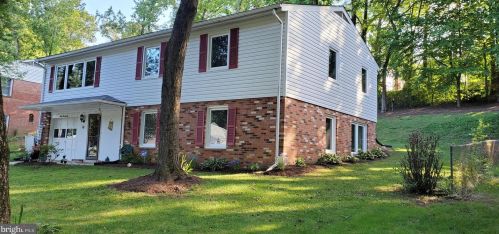 6920 Ashbury Dr, Springfield, VA 22152-3220