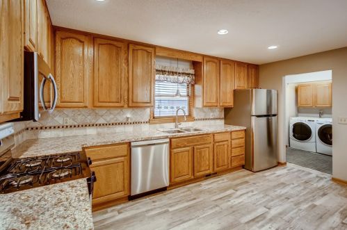 675 Hiawatha Ave, Saint Paul MN  55127-5116 exterior