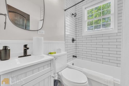 1392 Bryan Ave, Atlanta GA  30344-2665 exterior