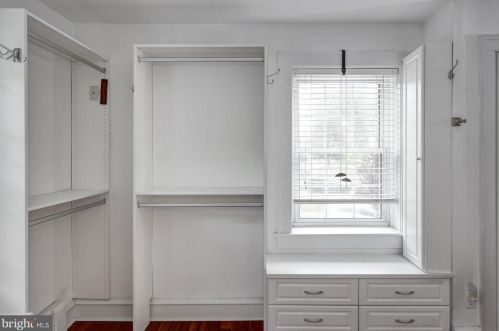 104 Treaty Elm Ln, Tavistock NJ 08033-3413 exterior