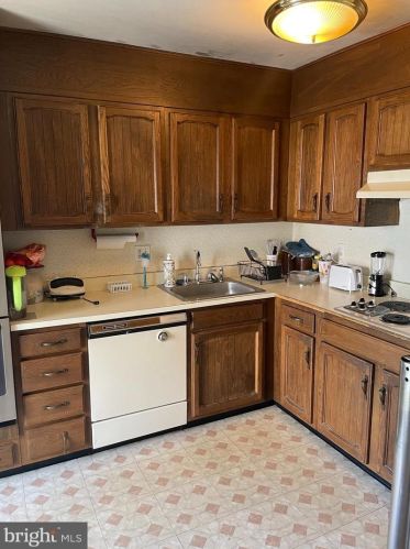 11957 Old Columbia Pike, Silver Spring MD 20904-1929 exterior