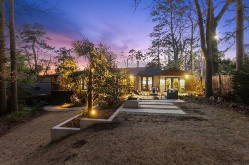 1615 Fama Dr, Atlanta GA  30329-3311 exterior