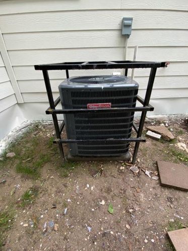 2727 Grafton Ave, Dallas TX  75211-5714 exterior