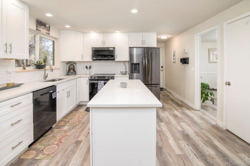 3670 Hillcrest Dr, Denver CO  80237-1104 exterior