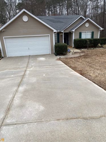 4655 Forest Creek Ln, Lithonia, GA 30038-4295