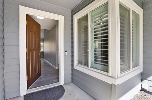 2811 Estate Dr, Stockton, CA 95209-1156