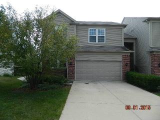 1571 Yellowstone Dr, Streamwood IL  60107-4500 exterior