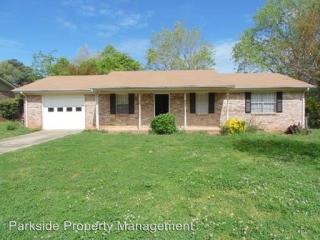 3001 Lakeridge Dr, Conyers GA  30094-2636 exterior