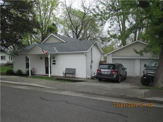 215 Jewell St, Liberty, MO 64068-2512