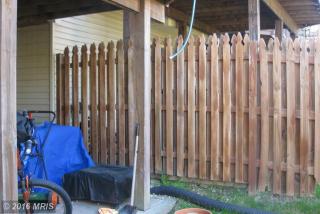 12502 Manchester Way, Woodbridge VA  22192-6300 exterior
