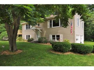40 Orchard Hill Rd, Weare, NH 03281-5930