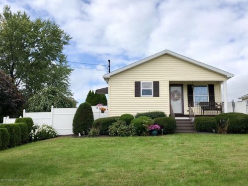 298 Meridian Ave, Scranton PA  18504-2011 exterior