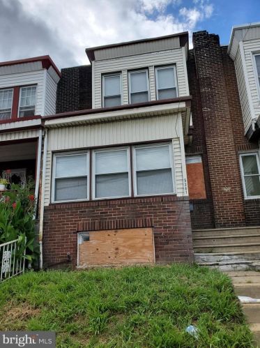 5341 Lindbergh Blvd, Philadelphia PA  19143-5829 exterior