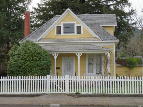 520 Bush St, Ukiah CA  95482-3915 exterior