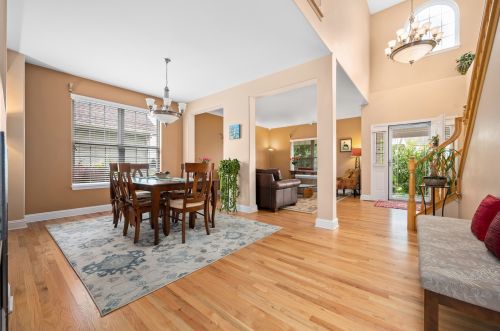 1826 Luther Lowell Ln, Sycamore IL  60178-8751 exterior