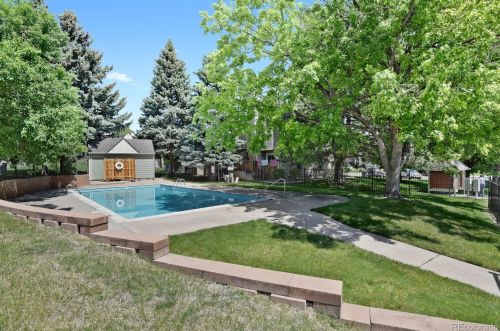 1612 Idalia Cir, Aurora CO  80017-5041 exterior