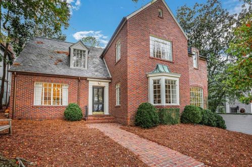 2488 Dellwood Dr, Atlanta GA  30305-4076 exterior