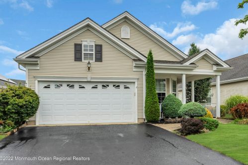 65 Stamford Dr, Jackson Twp, NJ 08527-4479