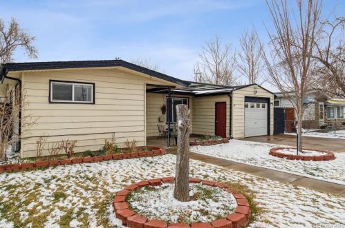 7550 Magnolia St, Denver, CO 80022-1200