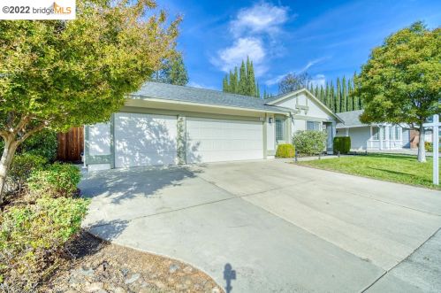 4924 Julie St, Livermore, CA 94550-7229