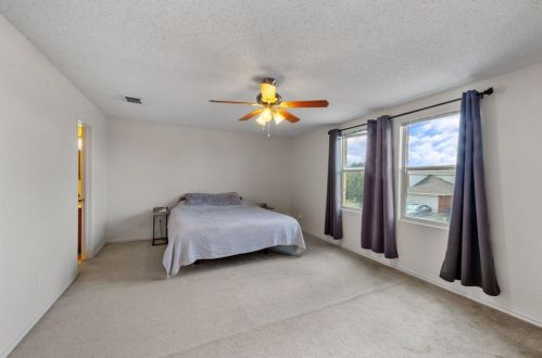 960 Stone Chapel Way, Fort Worth TX  76179-7304 exterior