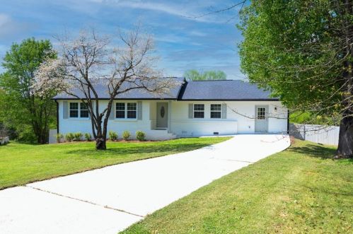 6463 Paula Ct, Rex GA 30273-1636 exterior