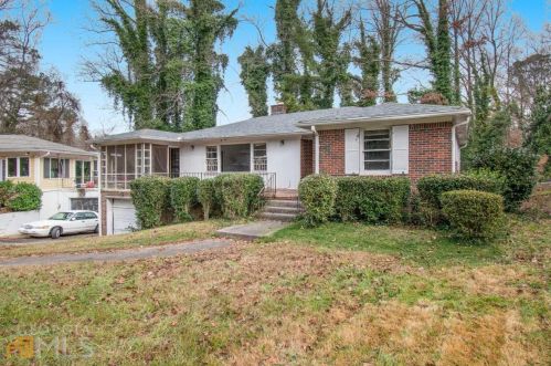 111 Leathers Cir, Atlanta GA  30314-2114 exterior