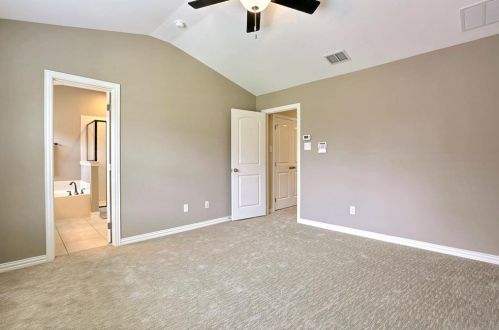 7814 Liverpool Ln, Irving TX 75063-3506 exterior