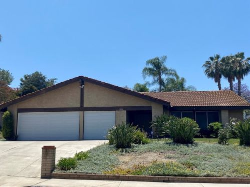 1390 Halifax Dr, Riverside, CA 92506-4017