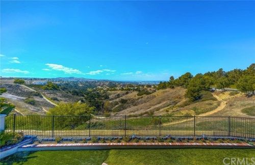 1011 Laughingbrook Ct, Anaheim, CA 92808-2137