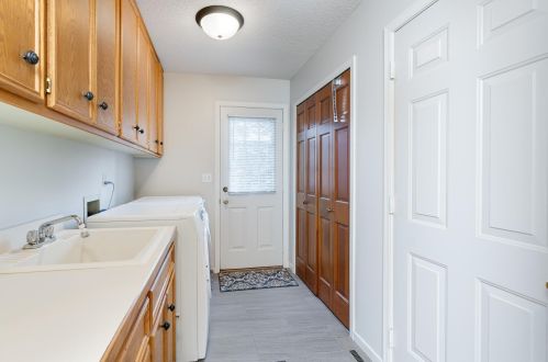 13606 Duluth Dr, Saint Paul MN 55124-8797 exterior