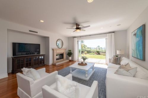 37 Blue Smt, Irvine CA  92603-0168 exterior