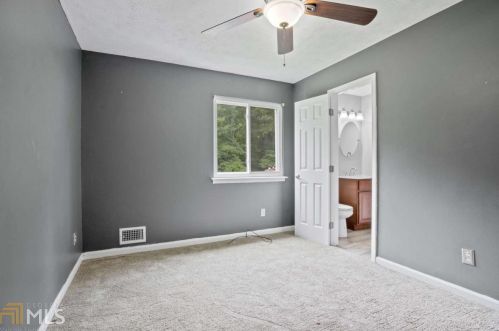 35 Carriage Trce, Stockbridge GA  30281-1328 exterior