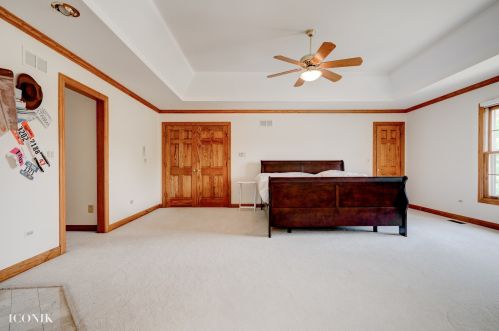 1547 Pine Lake Dr, Naperville IL  60564-9791 exterior