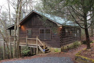 38 Briar Creek Dr, Ellijay, GA 30540-1246