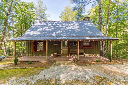 538 Tame Turkey Rd, Lakemont, GA 30552-0031