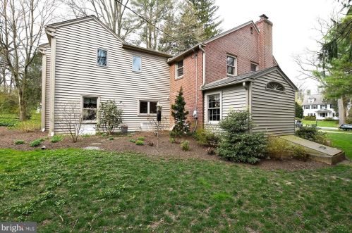 310 Copples Ln, Media, PA 19086-6425