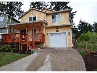 13064 Grant St, Portland, OR 97233-2779