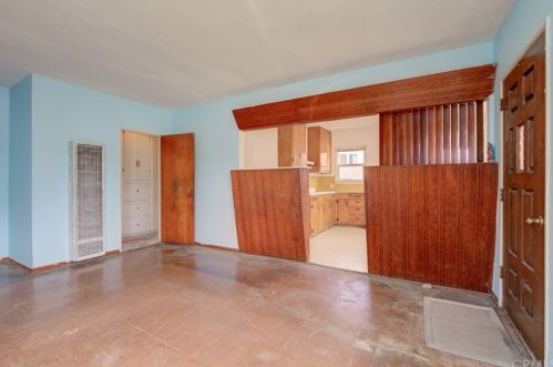 1645 223rd St, Torrance, CA 90501-4129