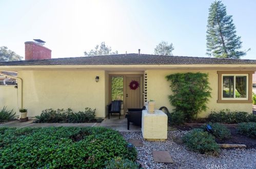 9 Cherry, Irvine CA  92612-2313 exterior