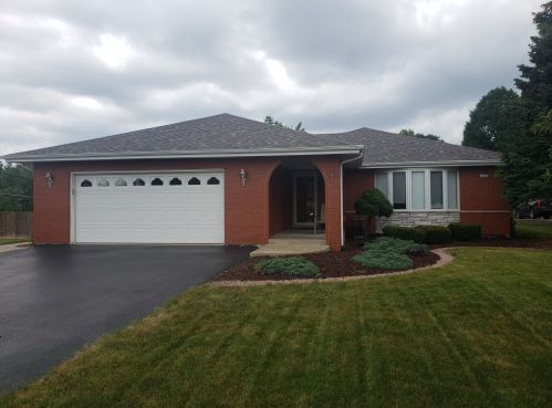 7860 151st St, Orland Park, IL 60462-2932