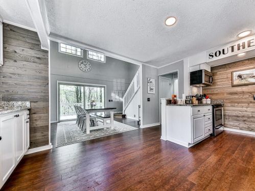 591 Little Pine Mountain Rd, Big Canoe GA  30143-7847 exterior