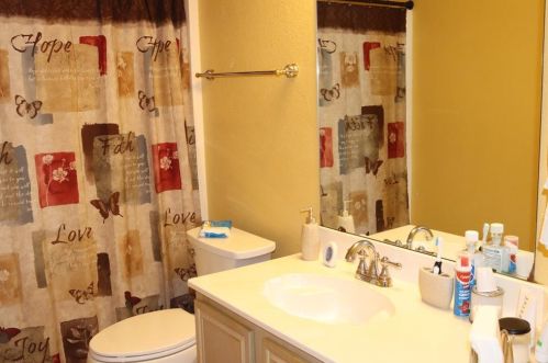 706 Kristi Ln, Cedar Hill TX 75104-2809 exterior