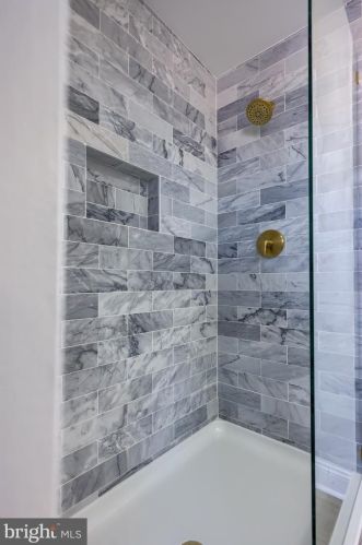 18 Walnut St, Lancaster PA  17602-4924 exterior