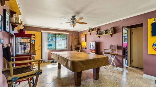 10075 Hedrick Ave, Riverside CA  92503-2377 exterior