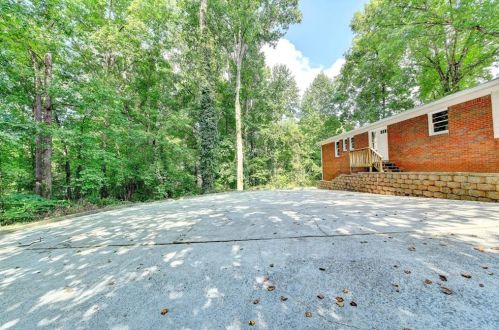 1110 Hope Rd, Atlanta GA  30350-2920 exterior