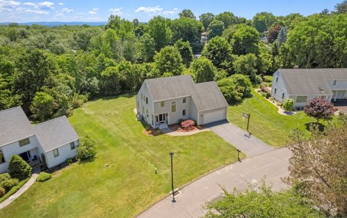30 Haystack Rd, Hartford, CT 06109-2719